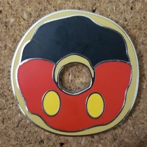 Disney Mickey Mouse Donut Pin